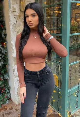 Defence Colony Call Girl Cash On Payment